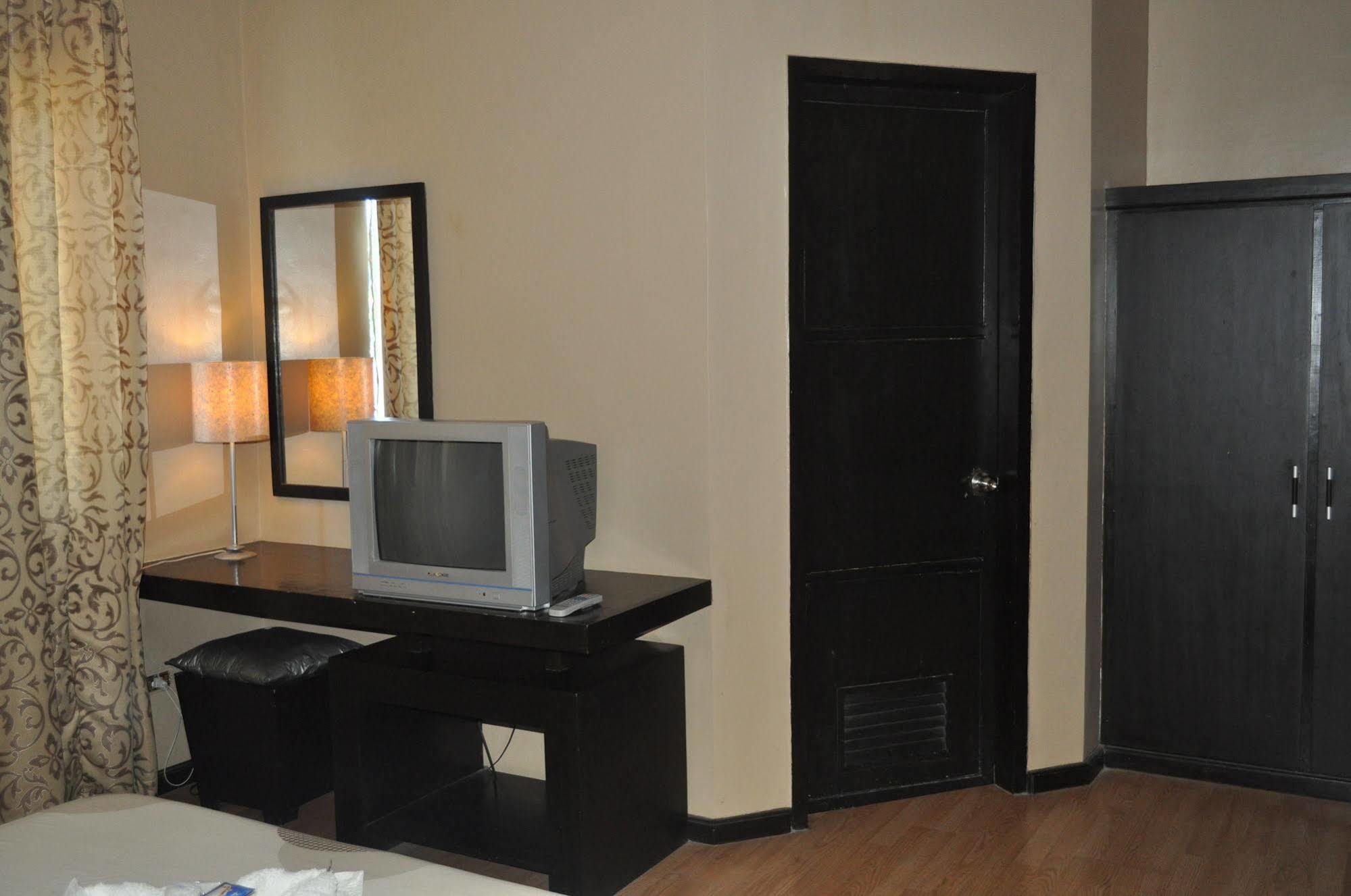 Basa Hotel Kalibo Luaran gambar